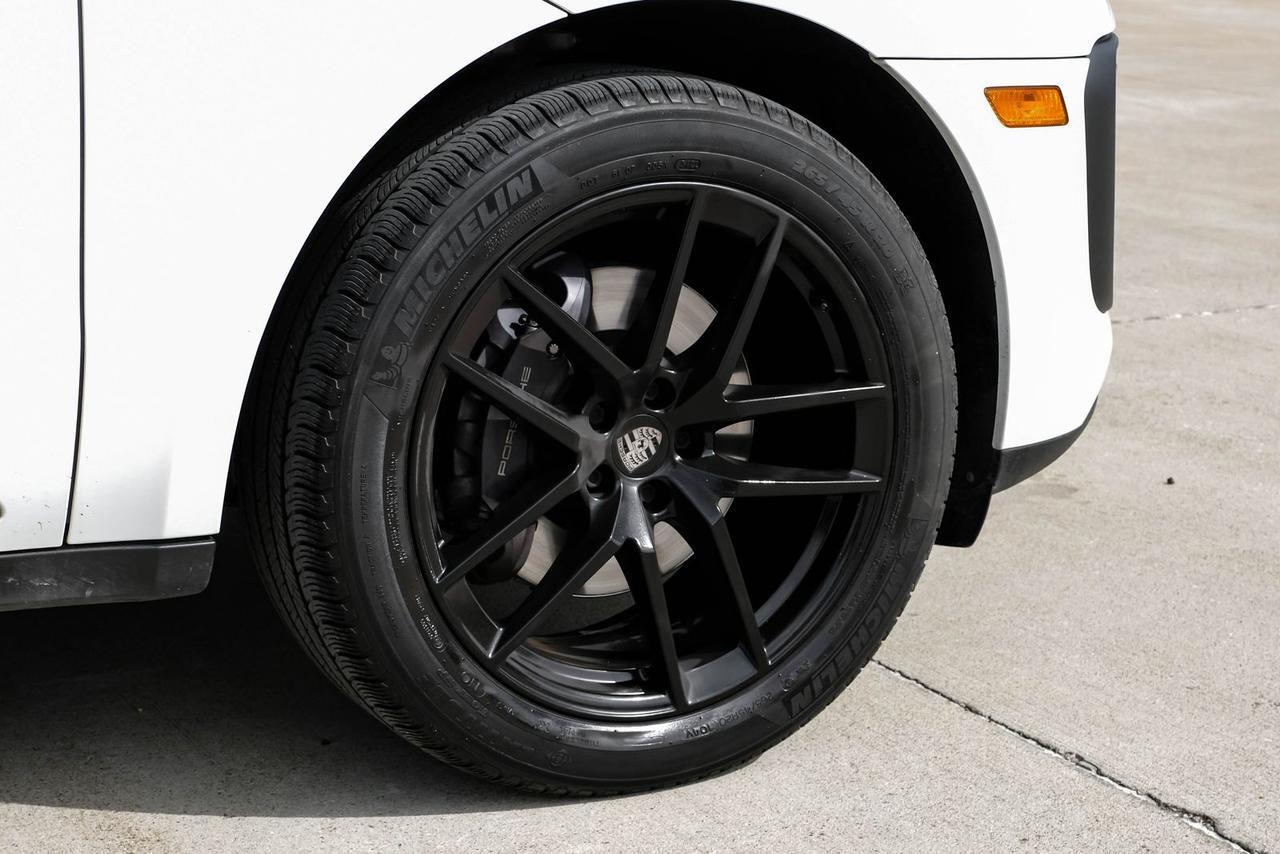 2023 Porsche Macan T Richardson TX