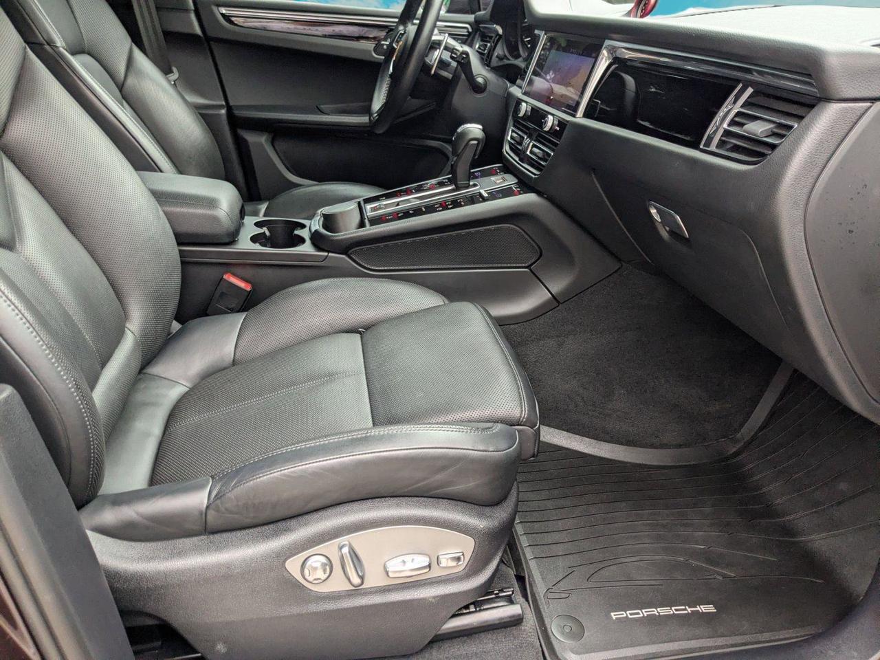 2023 Porsche Macan T San Antonio TX