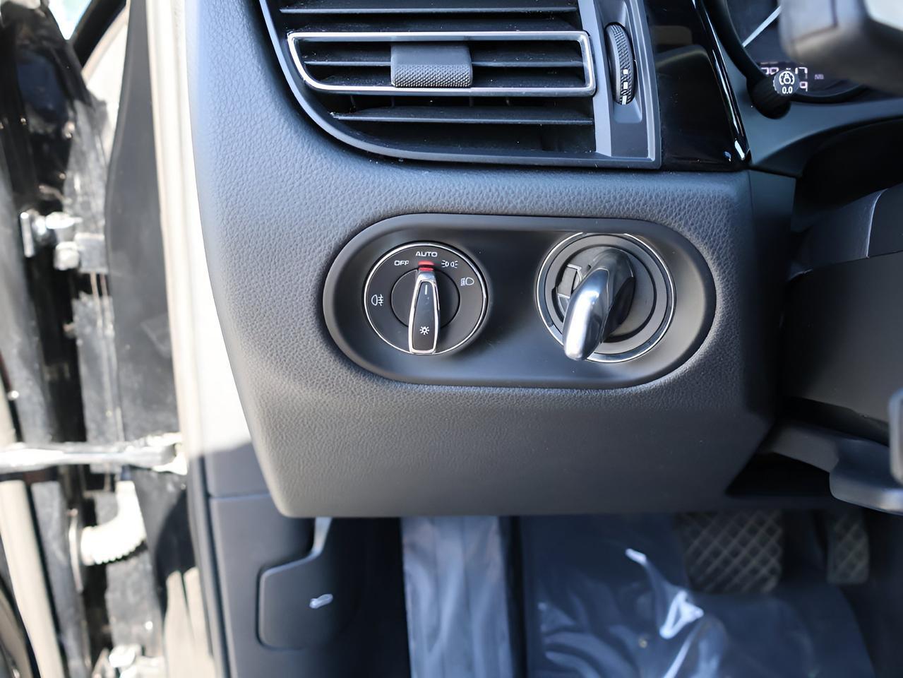 2023 Porsche Macan T San Clemente CA
