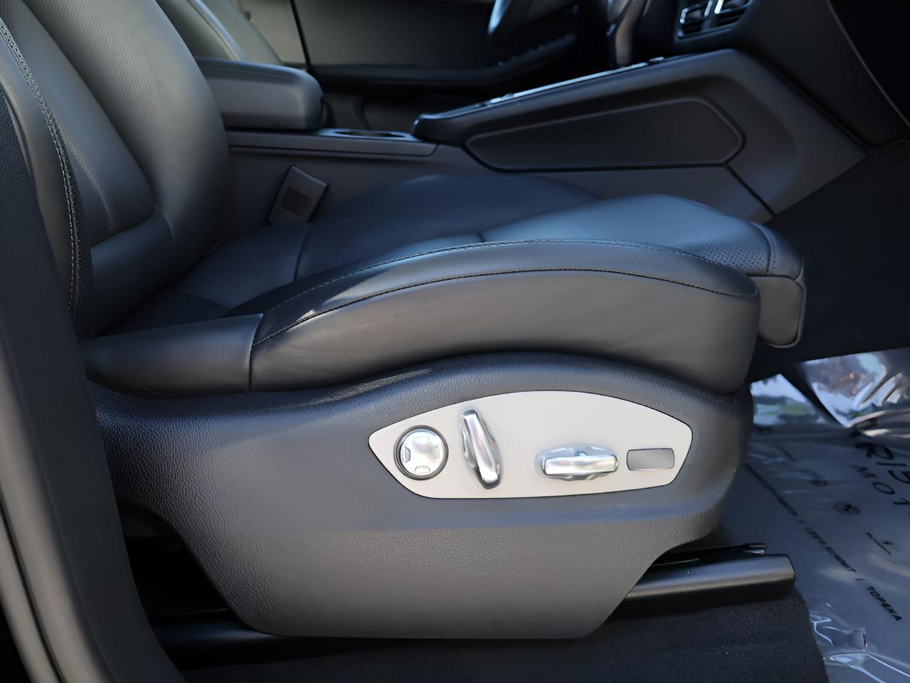 2023 Porsche Macan T San Clemente CA