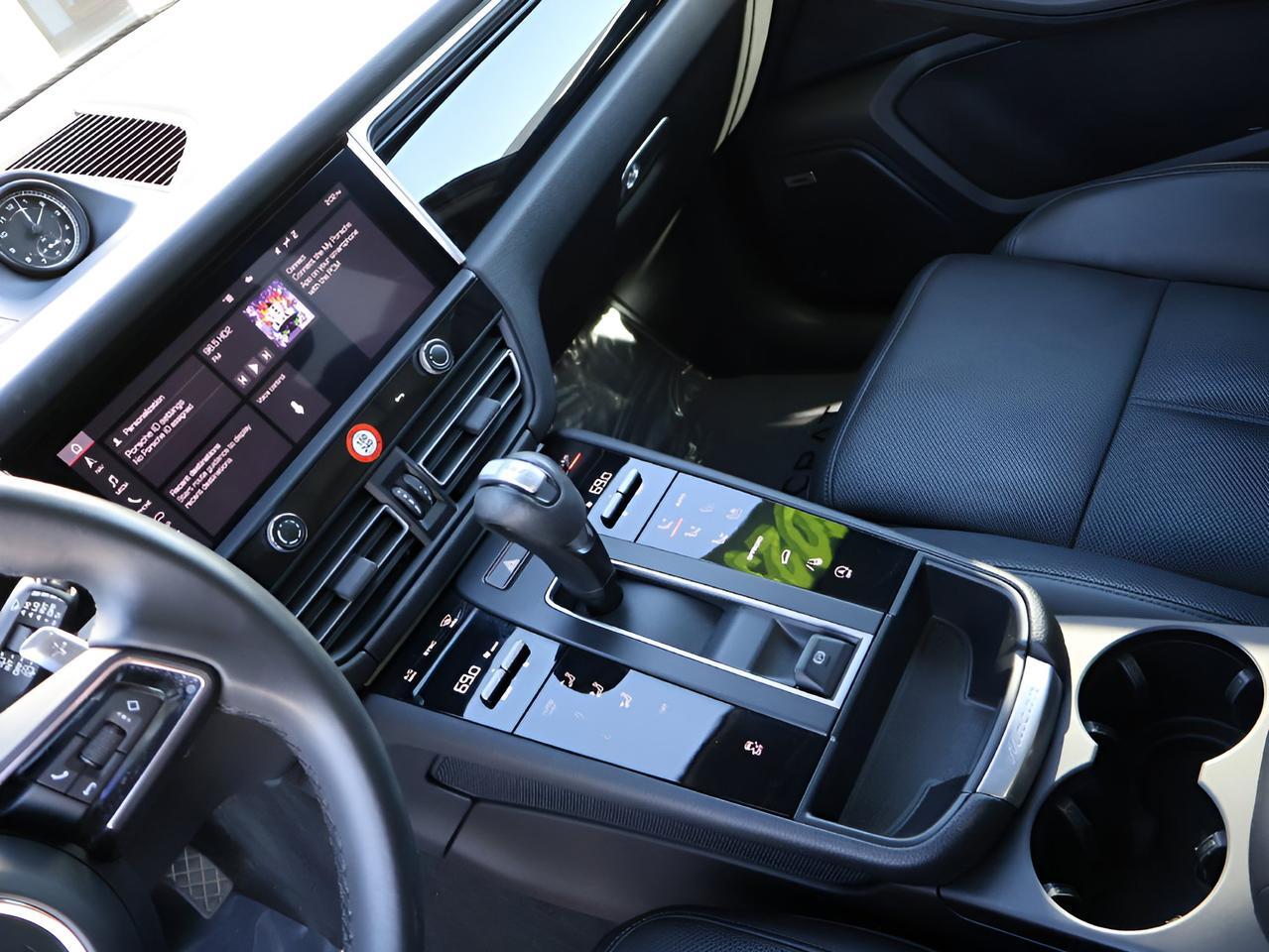 2023 Porsche Macan T San Clemente CA