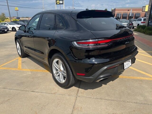 2023 Porsche Macan T