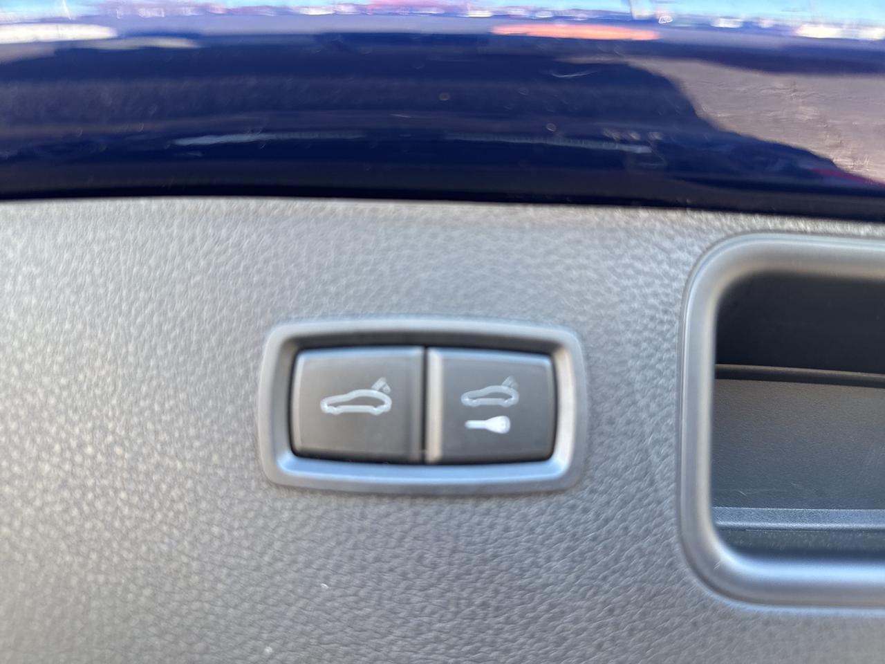 2023 Porsche Macan T Richmond VA