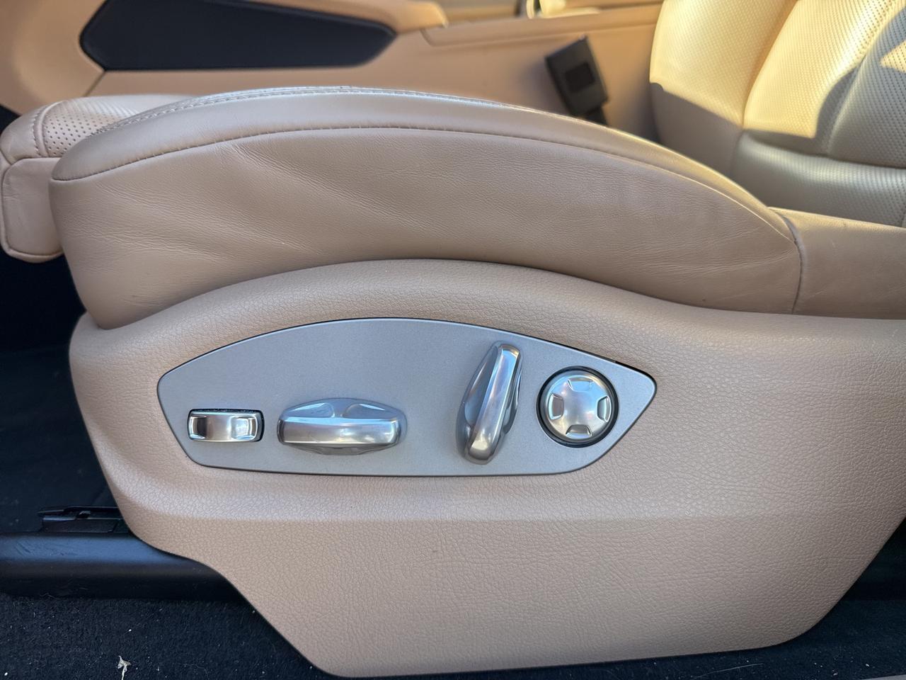 2023 Porsche Macan T Richmond VA