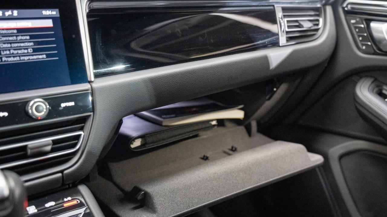 2023 Porsche Macan W/ Surround View Franklin TN