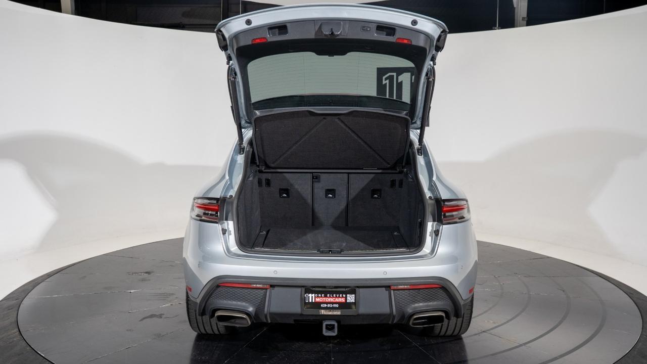 2023 Porsche Macan W/ Surround View Franklin TN