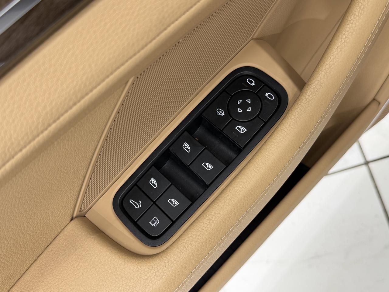 2023 Porsche Panamera 4 E-Hybrid Newark DE