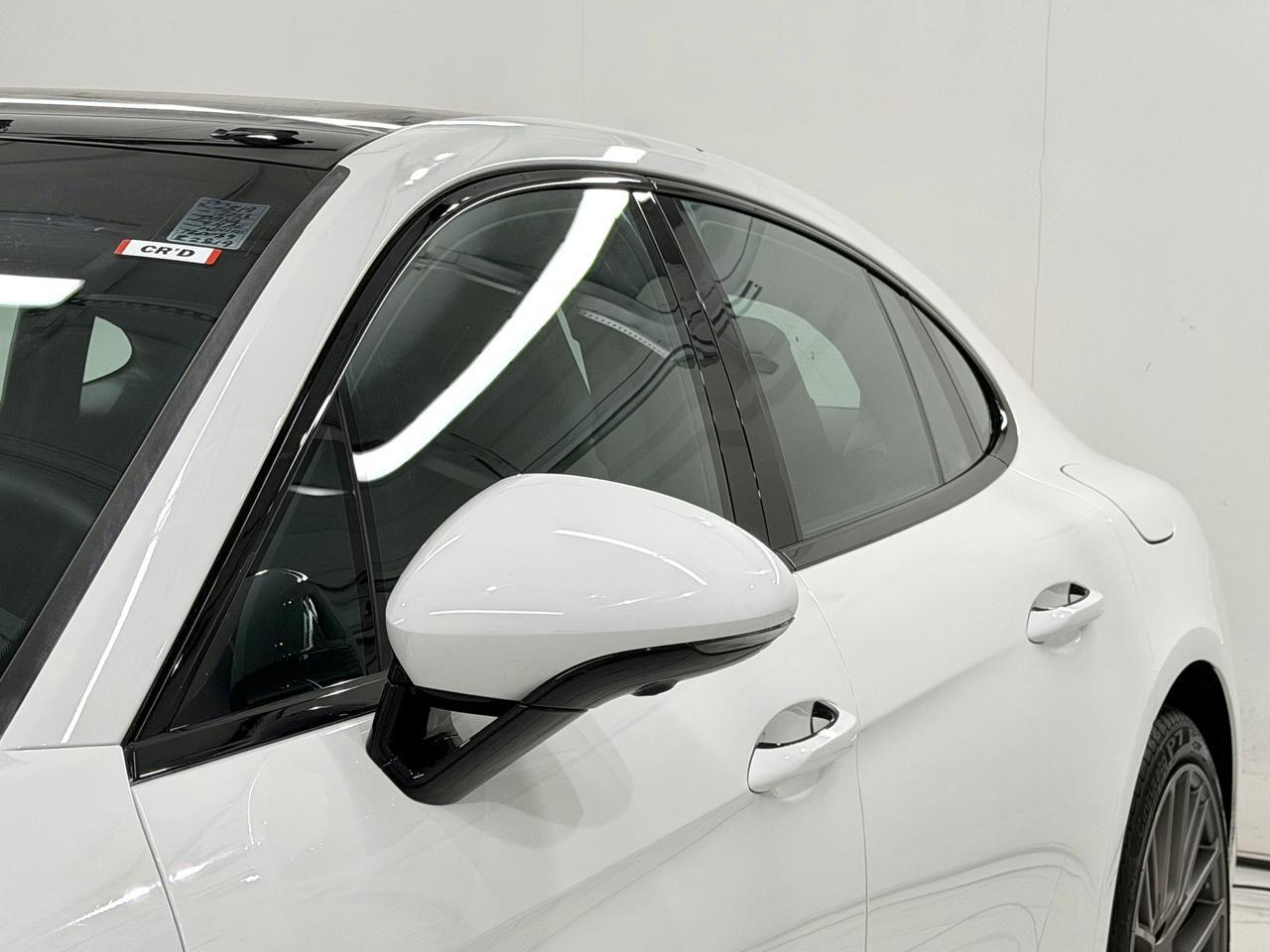 2023 Porsche Panamera 4 E-Hybrid Platinum Edition Newark DE