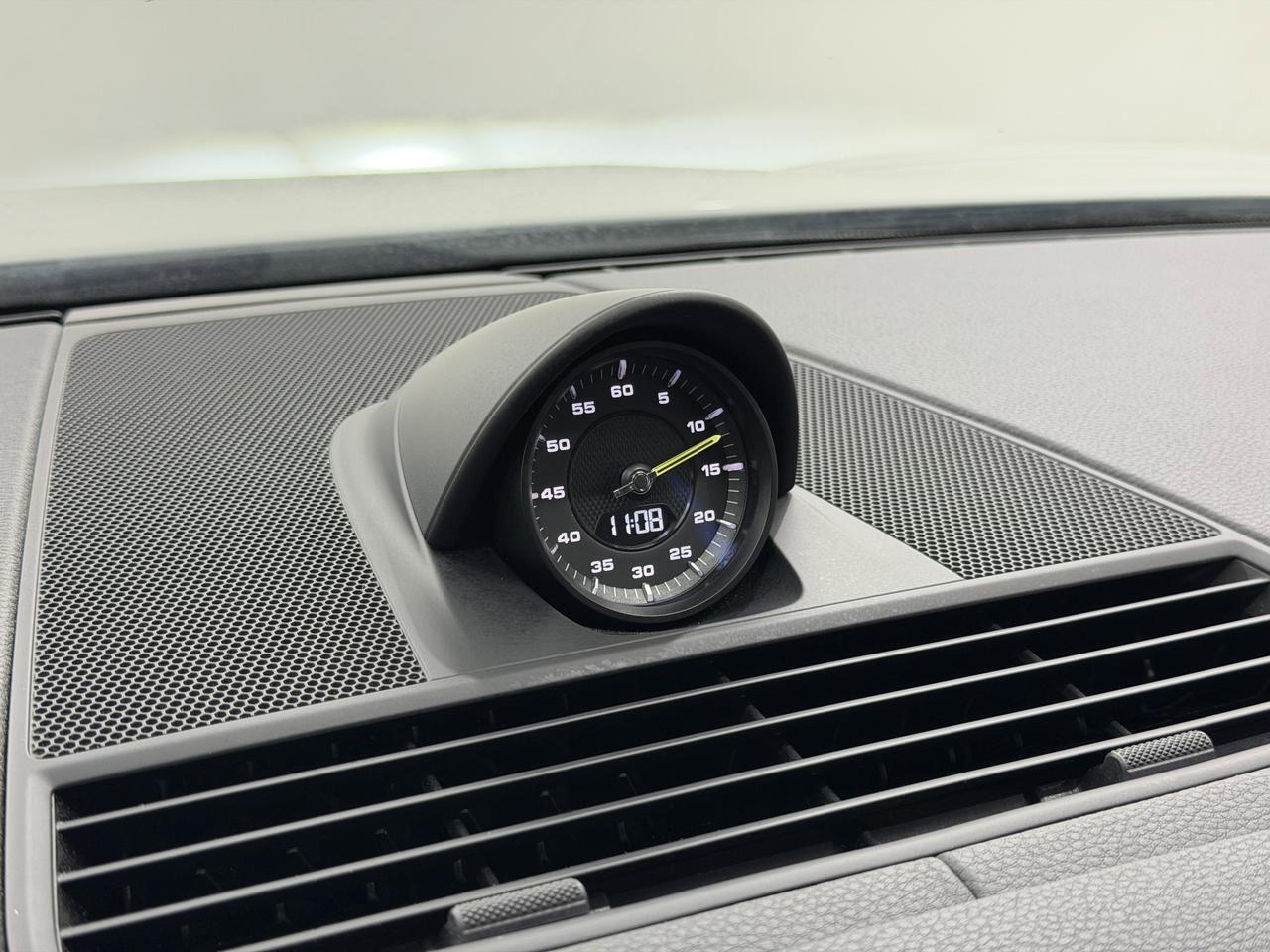 2023 Porsche Panamera 4 E-Hybrid Platinum Edition Newark DE