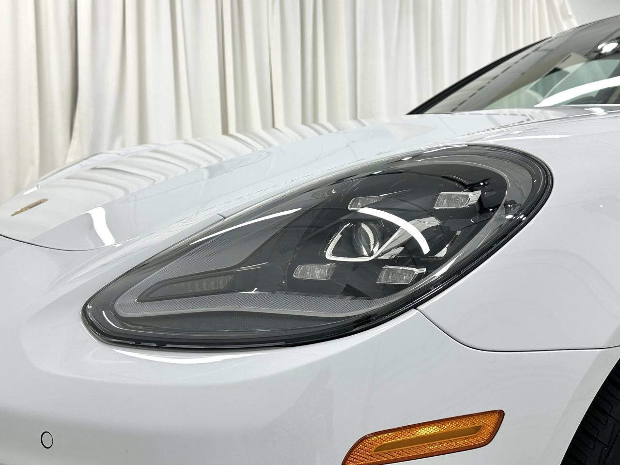 2023 Porsche Panamera 4 E-Hybrid Platinum Edition Newark DE