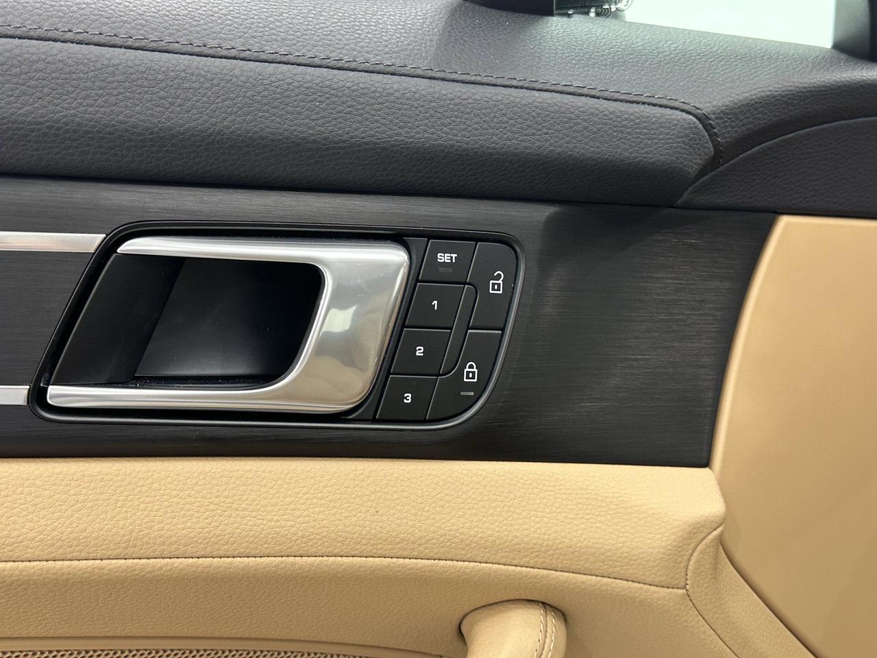 2023 Porsche Panamera 4 E-Hybrid Platinum Edition Newark DE