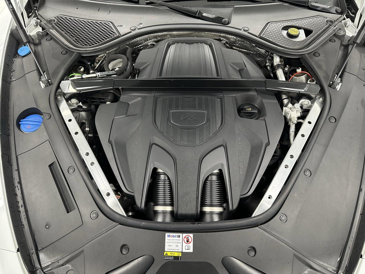 2023 Porsche Panamera 4 E-Hybrid Platinum Edition Newark DE