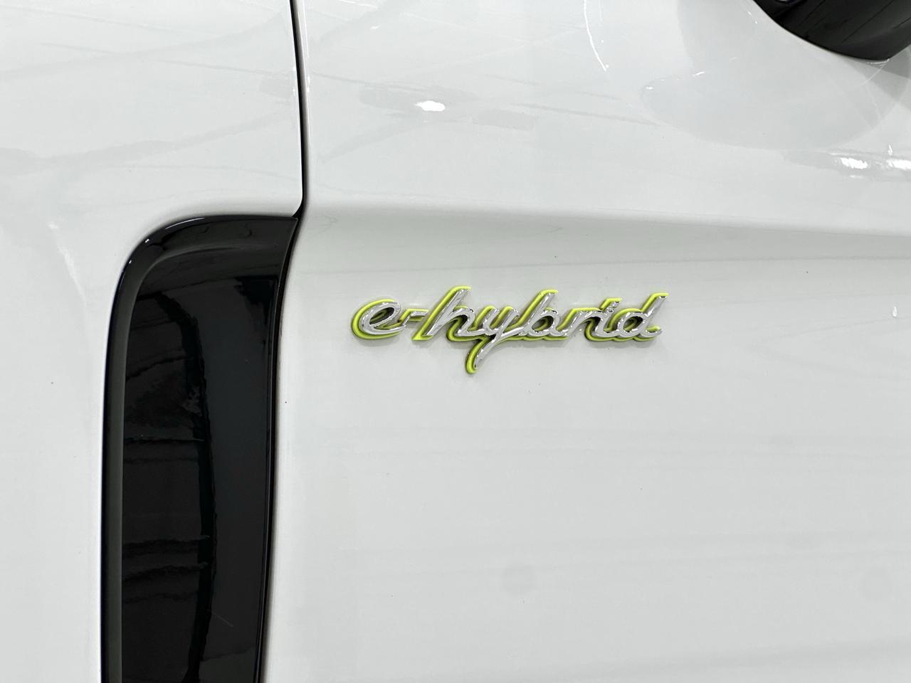 2023 Porsche Panamera 4 E-Hybrid Platinum Edition Newark DE