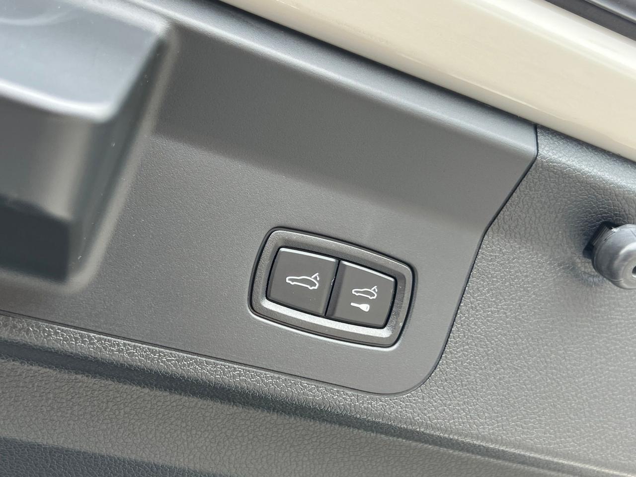 2023 Porsche Panamera 4 Executive Indianapolis IN