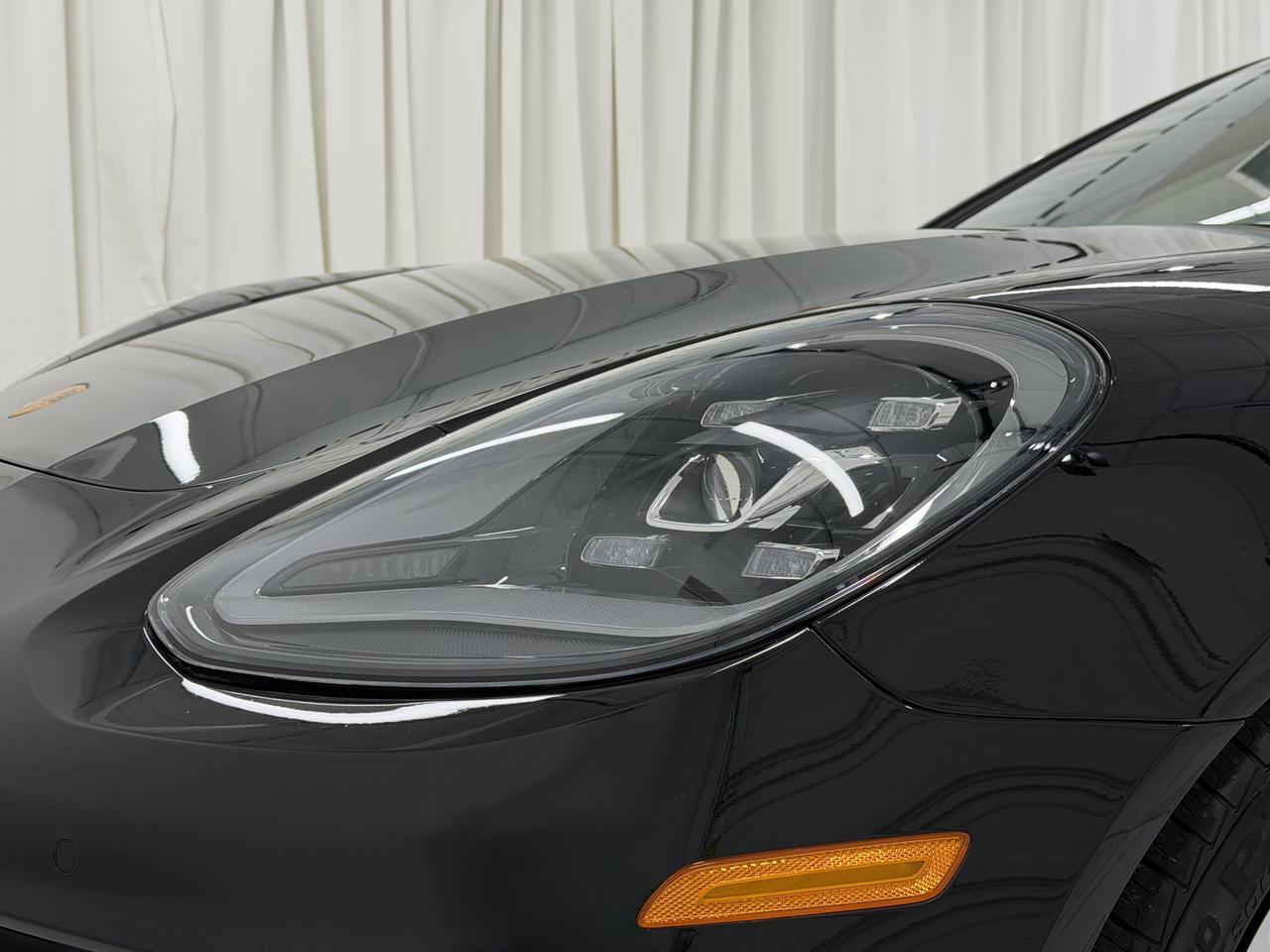 2023 Porsche Panamera 4 Platinum Edition Newark DE