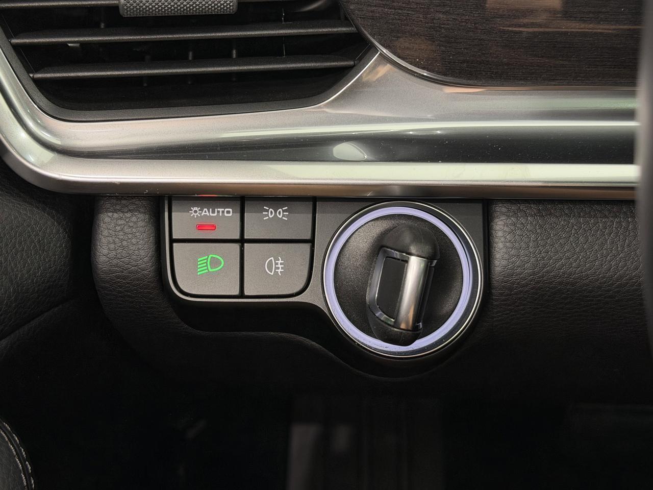 2023 Porsche Panamera 4 Platinum Edition Newark DE