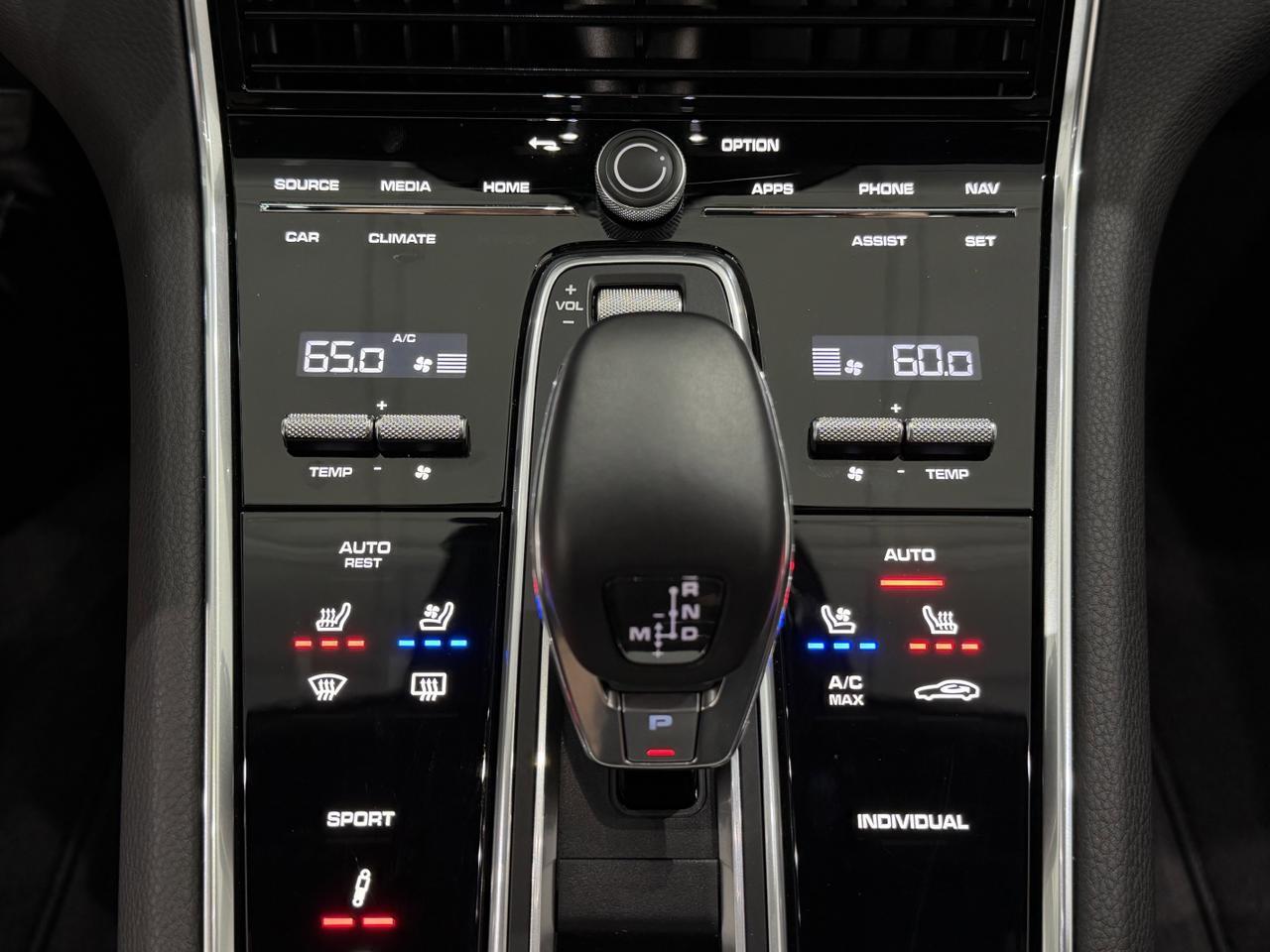 2023 Porsche Panamera 4 Platinum Edition Newark DE