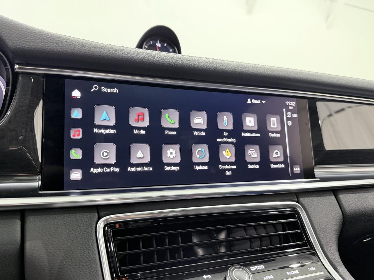 2023 Porsche Panamera 4 Platinum Edition Newark DE