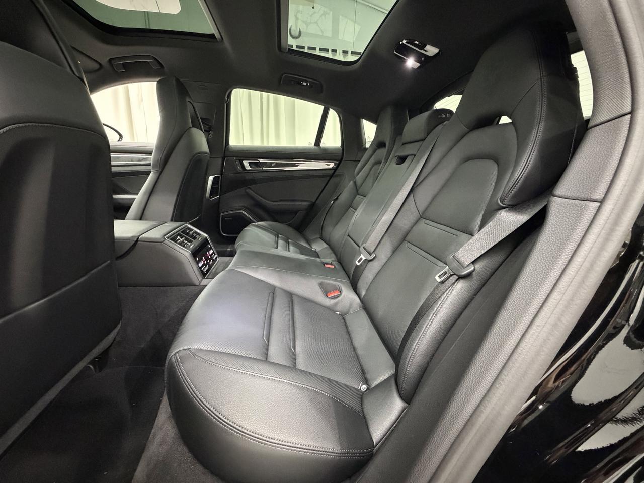 2023 Porsche Panamera 4 Platinum Edition Newark DE