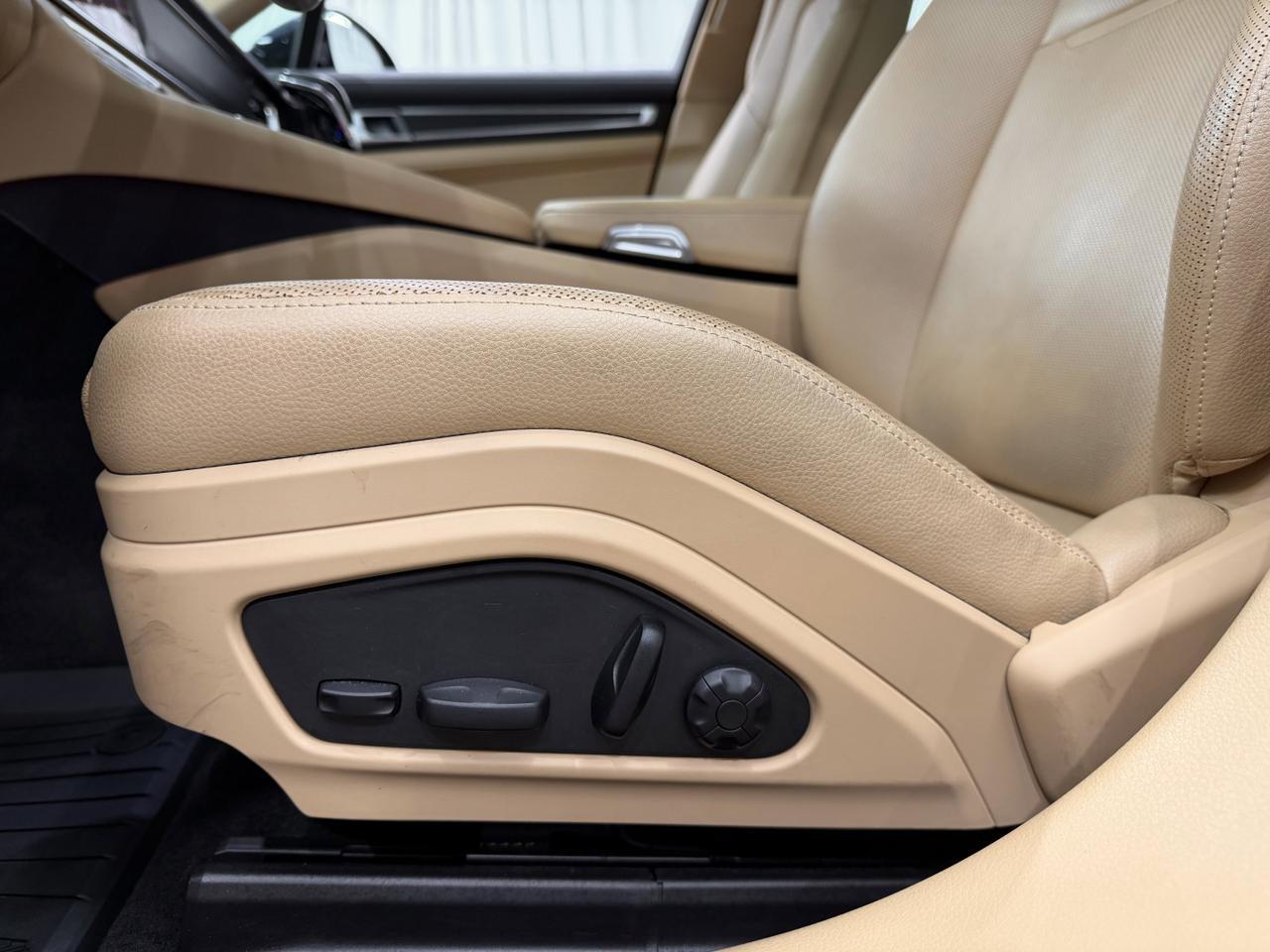 2023 Porsche Panamera 4 Platinum Edition Newark DE