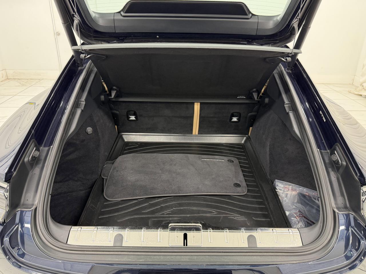 2023 Porsche Panamera 4 Platinum Edition Newark DE