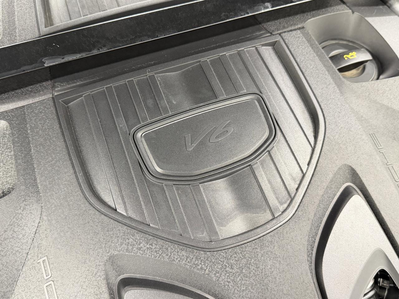 2023 Porsche Panamera 4 Platinum Edition Newark DE