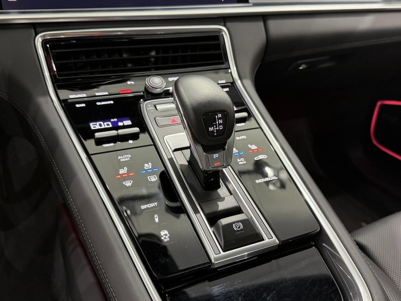 2023 Porsche Panamera 4 Platinum Edition Newark DE