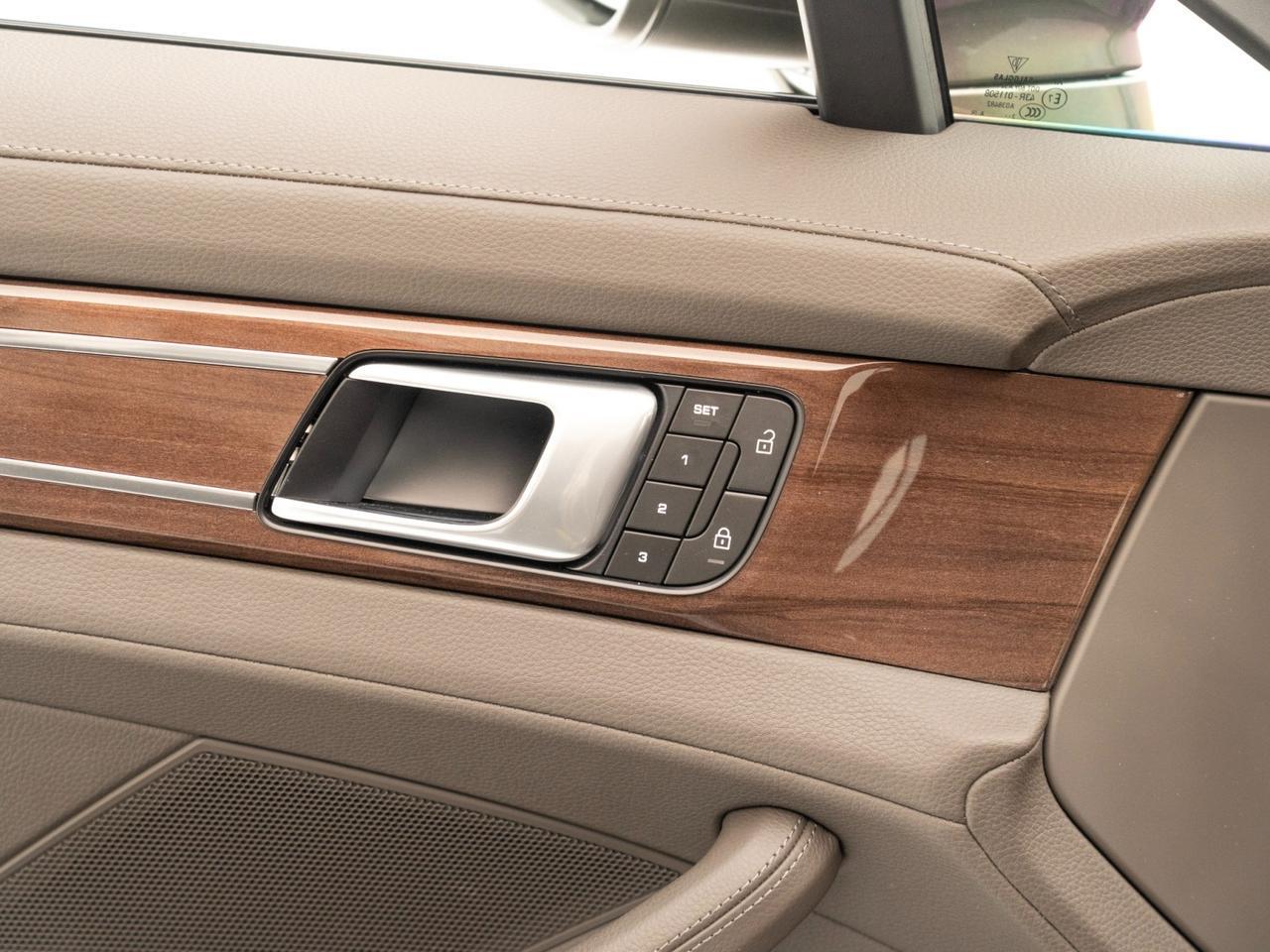 2023 Porsche Panamera 4 Platinum Edition Pompano Beach FL