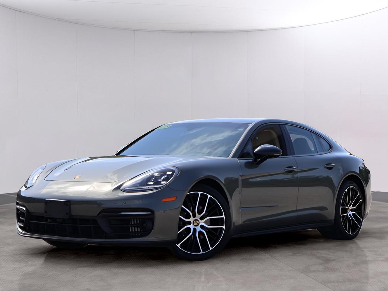 2023 Porsche Panamera 4 Platinum Edition