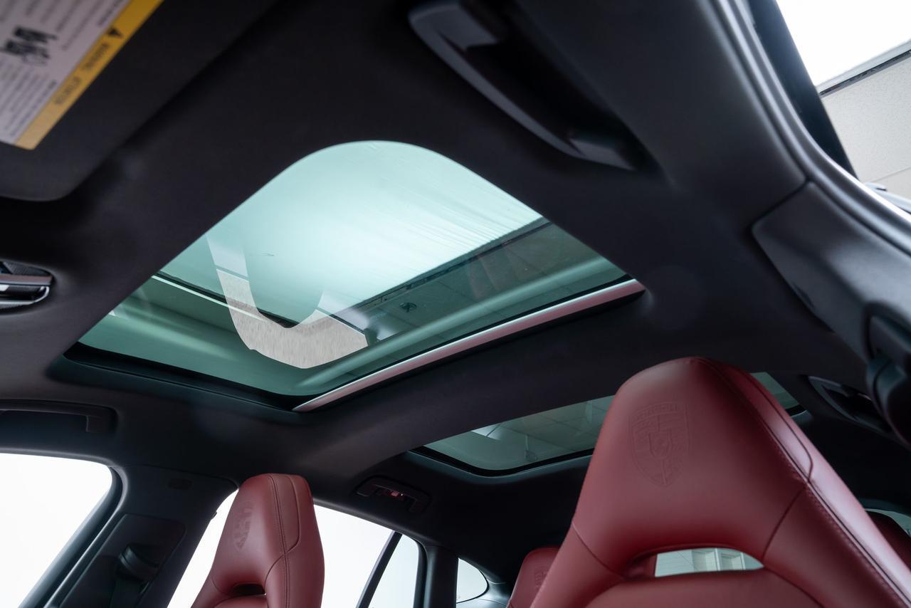 2023 Porsche Panamera E-Hybrid 4 Ventilated Seats Soft Close Doors Portland OR
