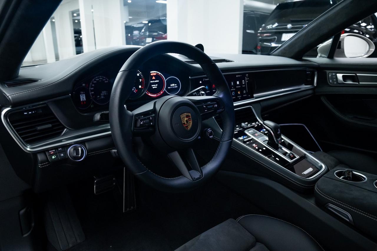 2023 Porsche Panamera GTS 1 Owner Heated Seats Portland OR