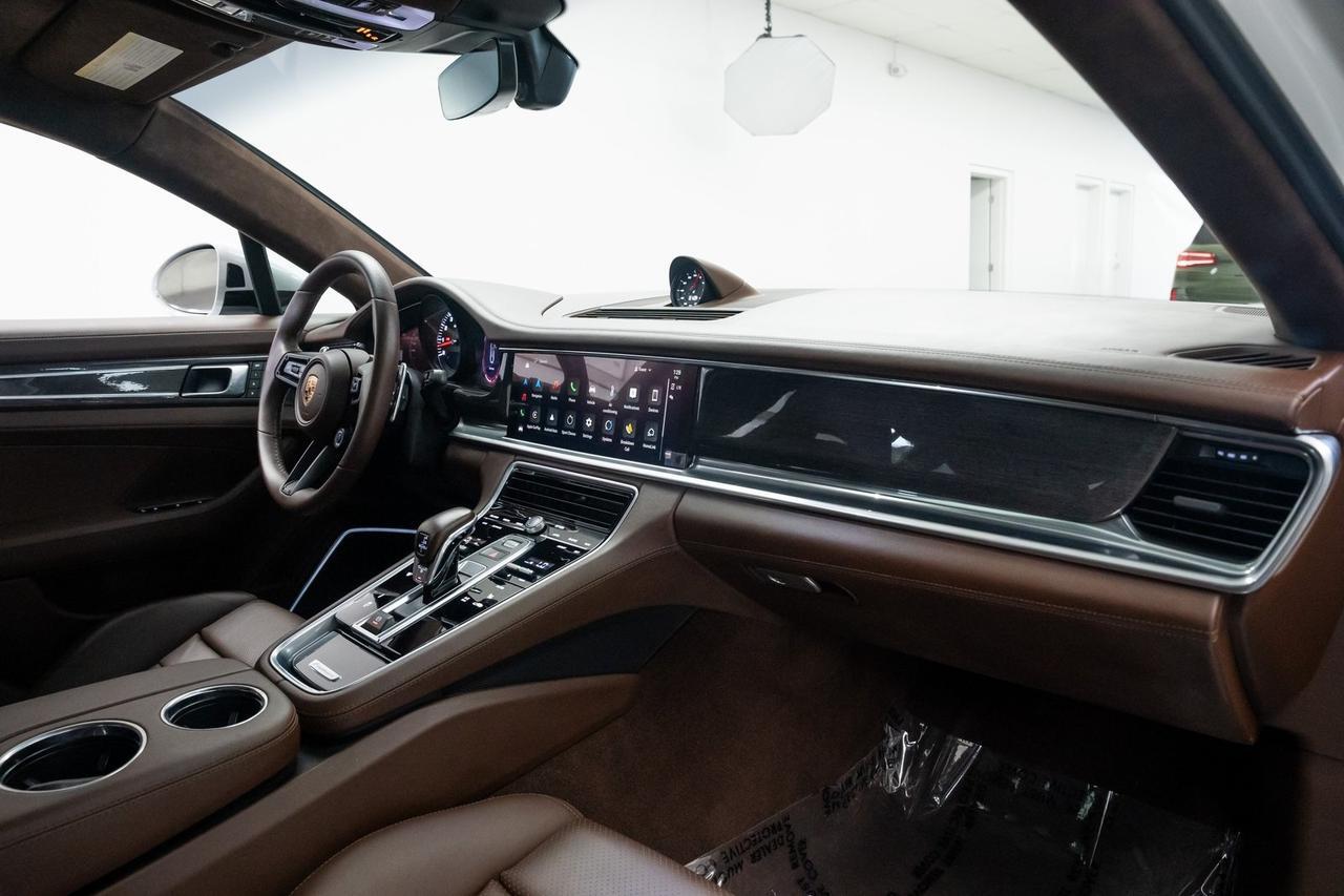 2023 Porsche Panamera GTS 1 Owner Premium Package Club Leather Portland OR