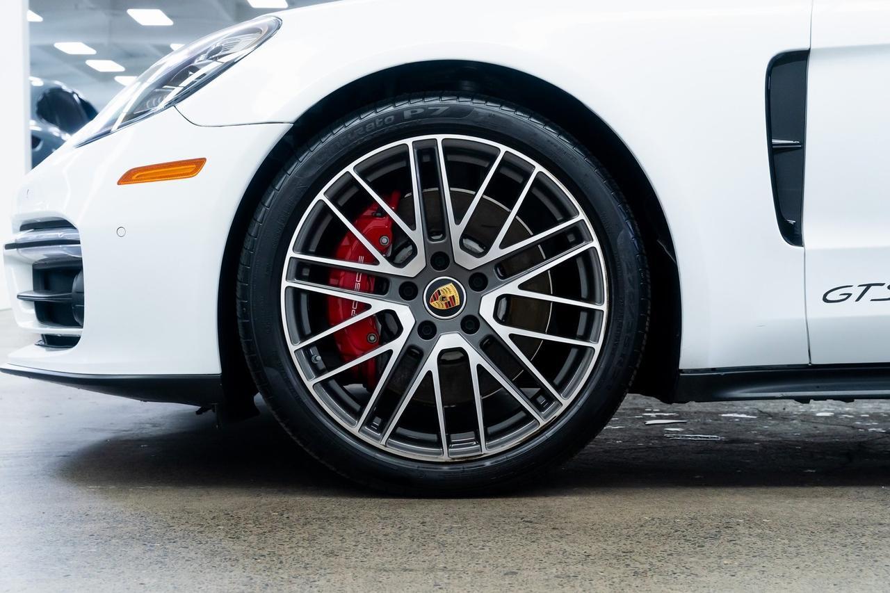 2023 Porsche Panamera GTS 1 Owner Premium Package Club Leather Portland OR