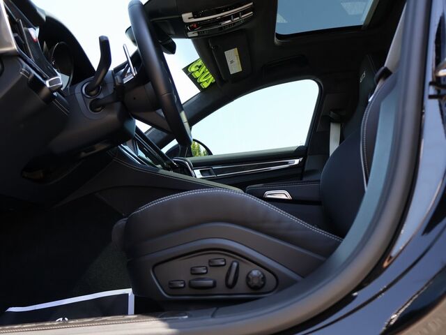 2023 Porsche Panamera GTS Oshkosh WI