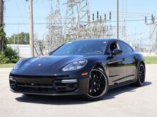 2023_Porsche_Panamera_GTS_ Oshkosh WI