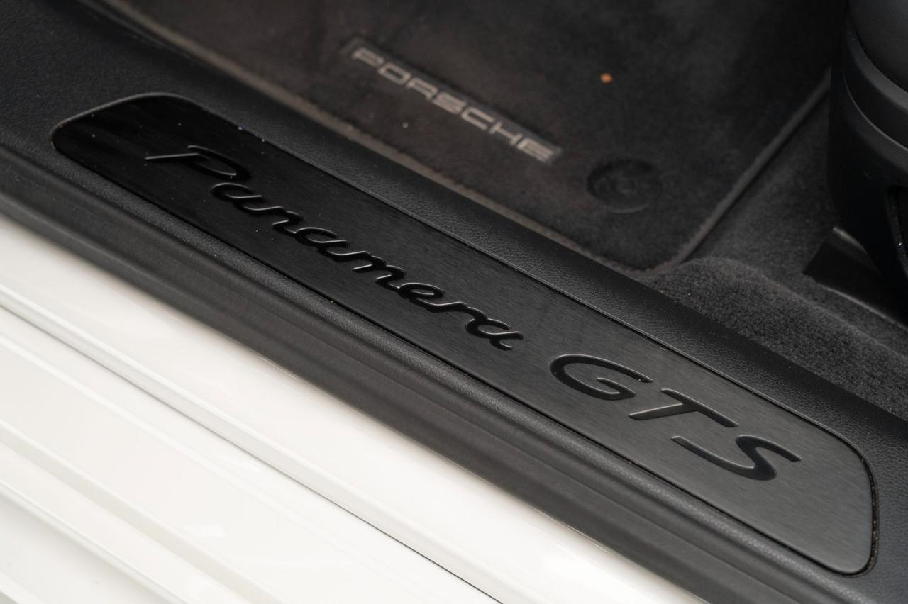 2023 Porsche Panamera GTS Pompano Beach FL