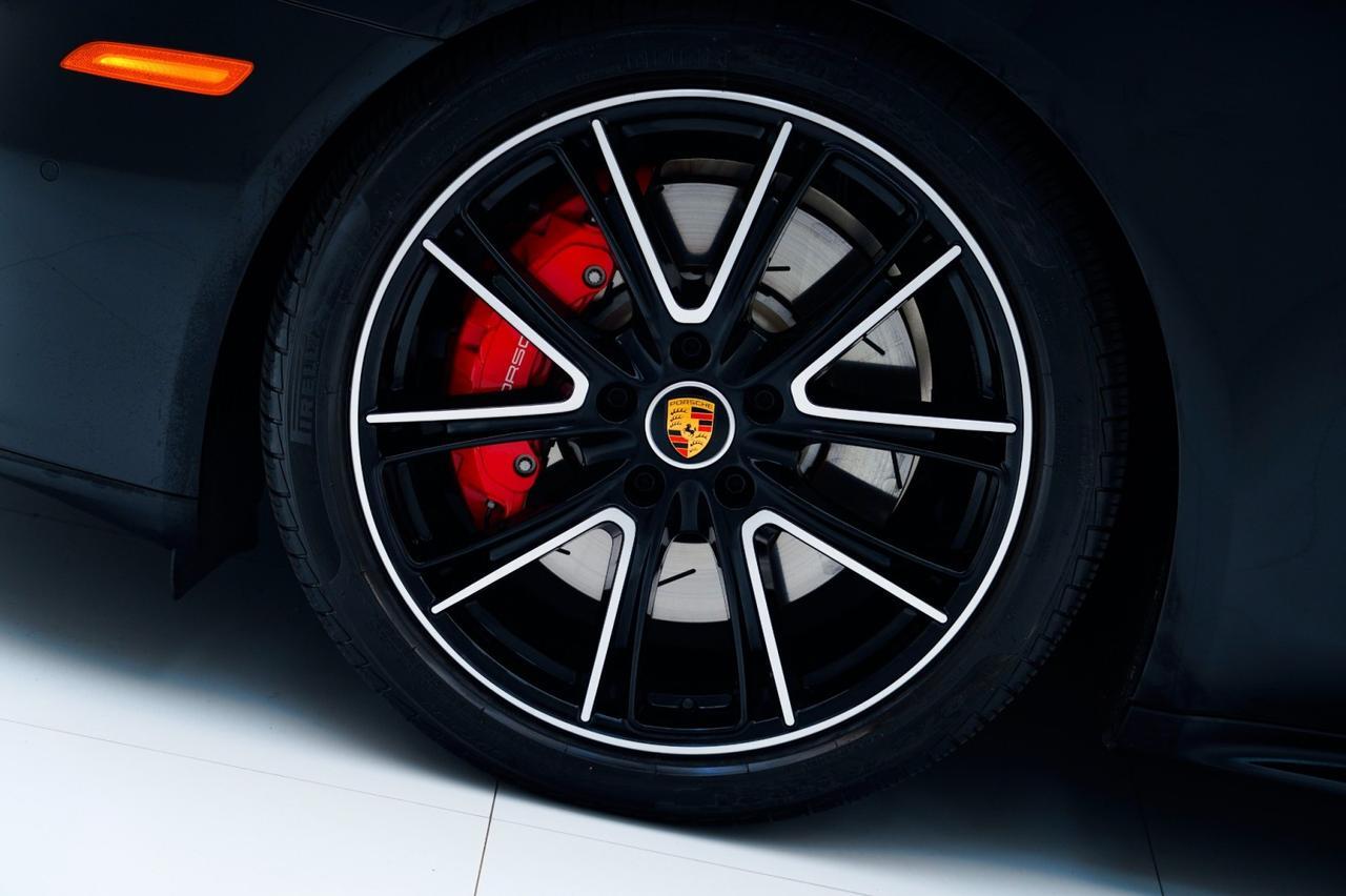 2023 Porsche Panamera GTS Pompano Beach FL