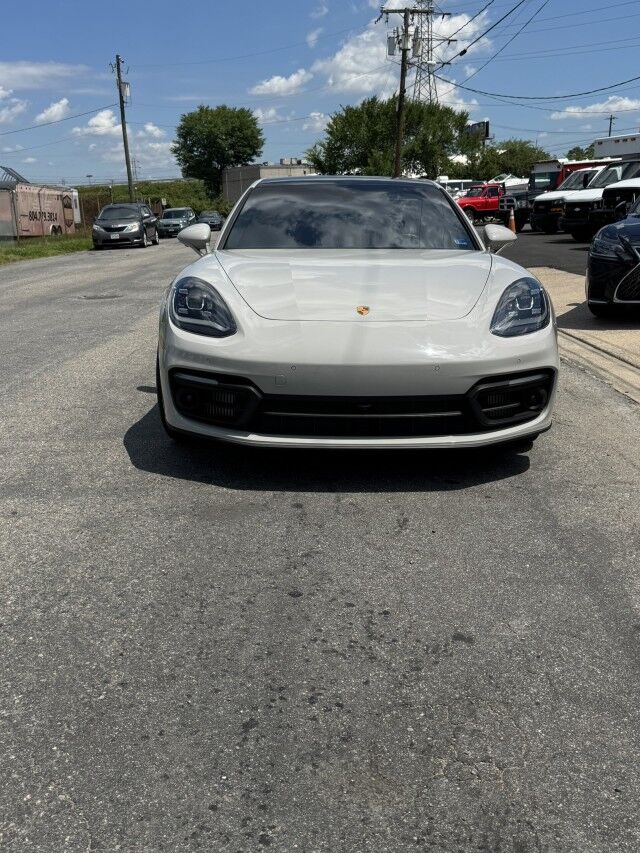 2023 Porsche Panamera Platinum Edition