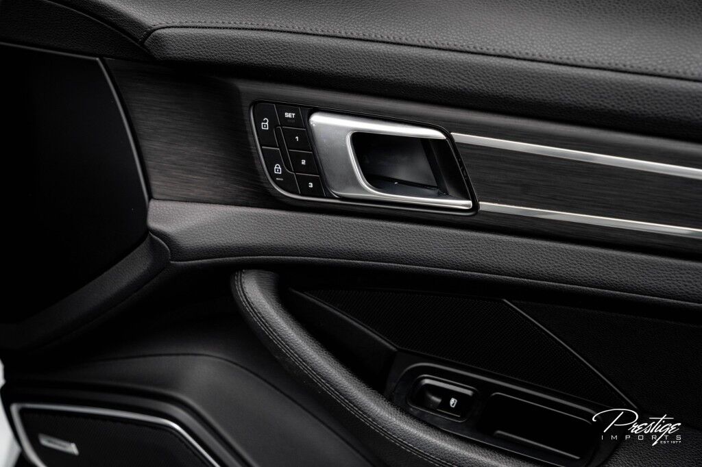 2023 Porsche Panamera RWD North Miami Beach FL