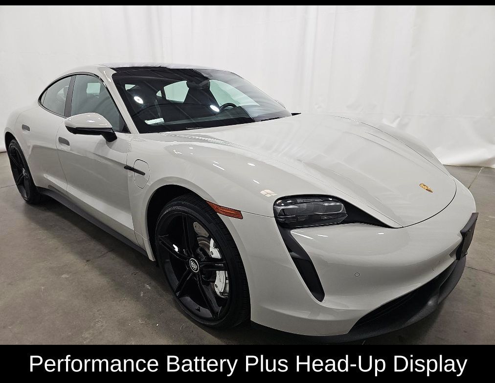 2023 Porsche Taycan 4S Performance Battery Plus Head-Up Display