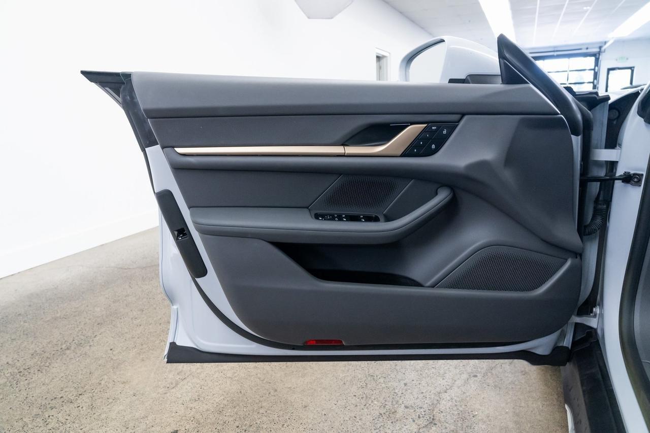 2023 Porsche Taycan Cross Turismo 4 Vented Seats 21&quot; Carbon Fiber Aeroblade Wheels Portland OR