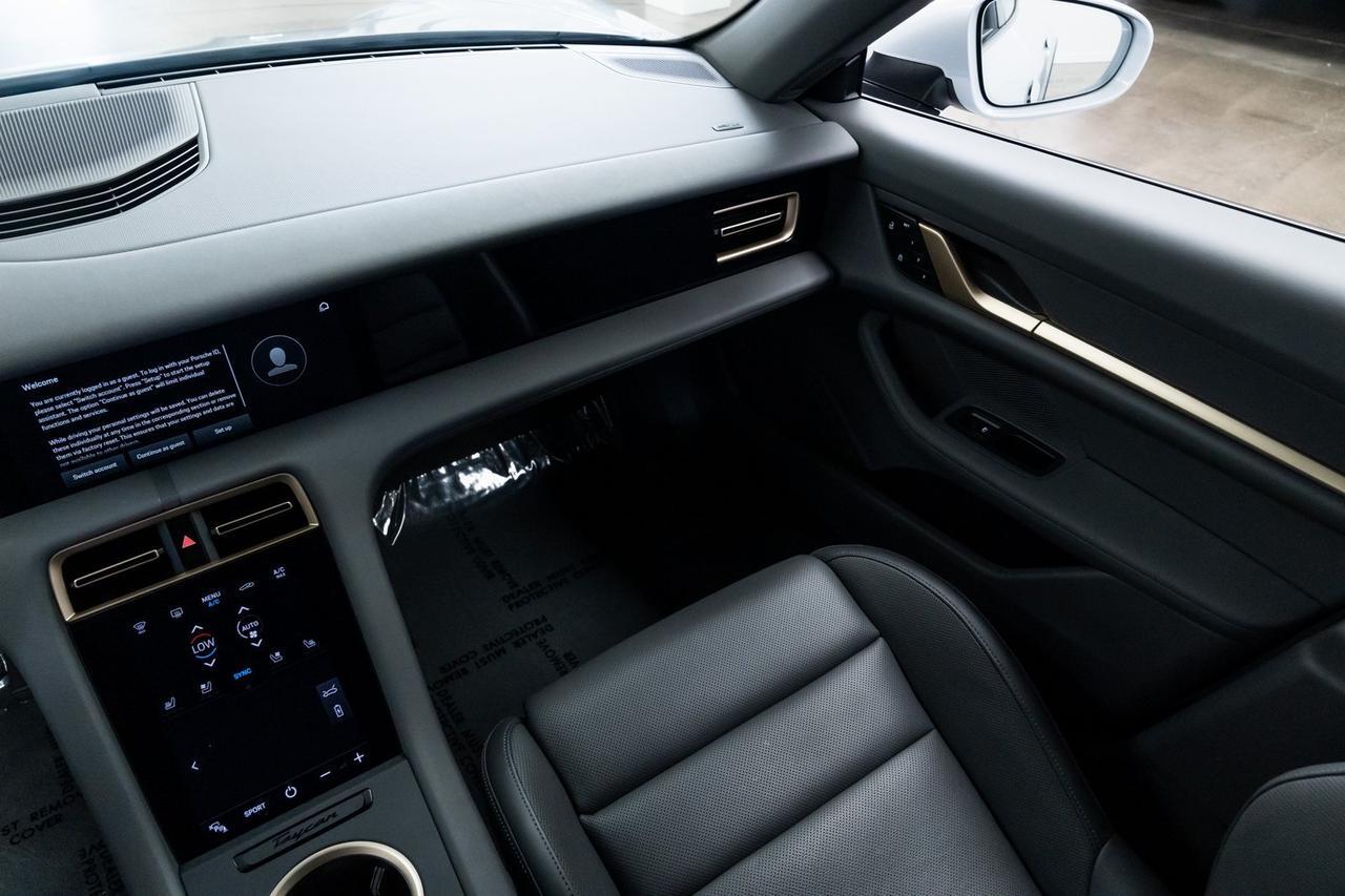 2023 Porsche Taycan Cross Turismo 4 Vented Seats 21&quot; Carbon Fiber Aeroblade Wheels Portland OR