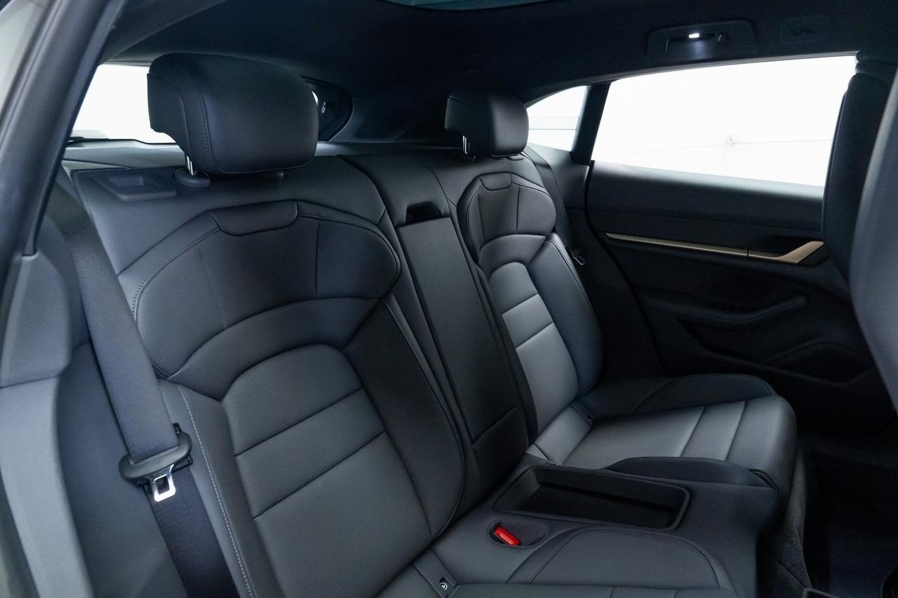 2023 Porsche Taycan Cross Turismo 4 Vented Seats 21&quot; Carbon Fiber Aeroblade Wheels Portland OR