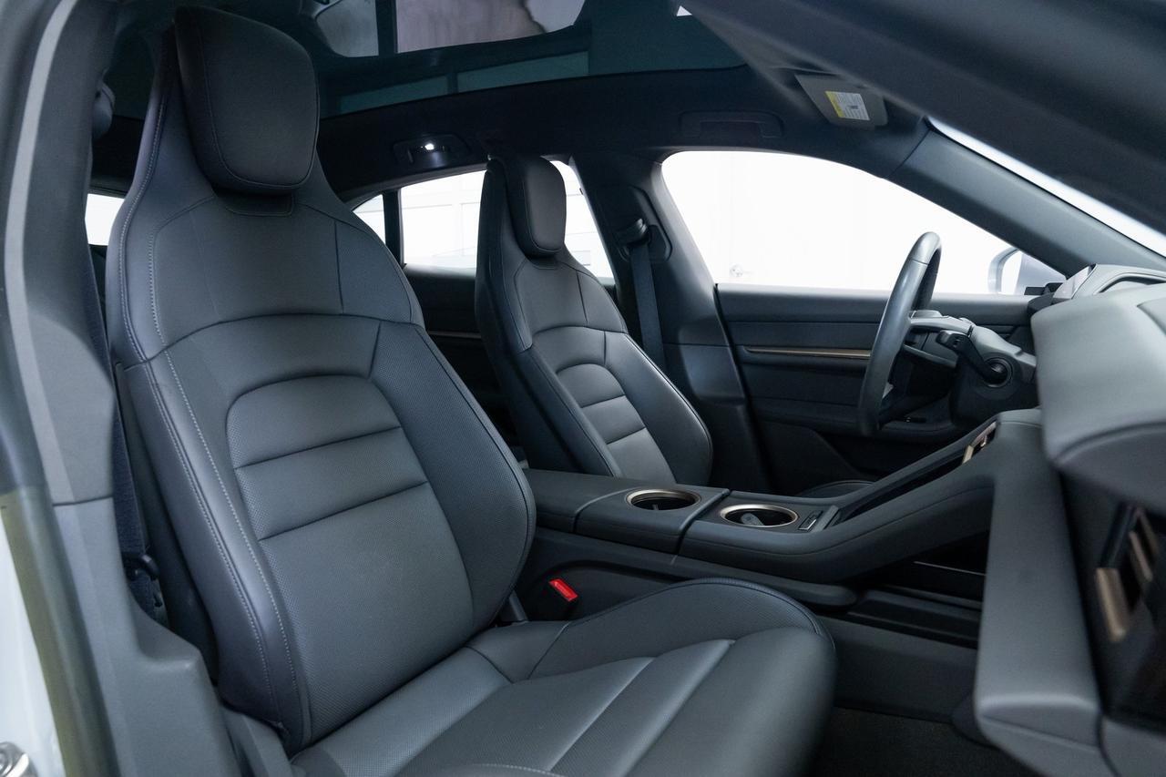 2023 Porsche Taycan Cross Turismo 4 Vented Seats 21&quot; Carbon Fiber Aeroblade Wheels Portland OR