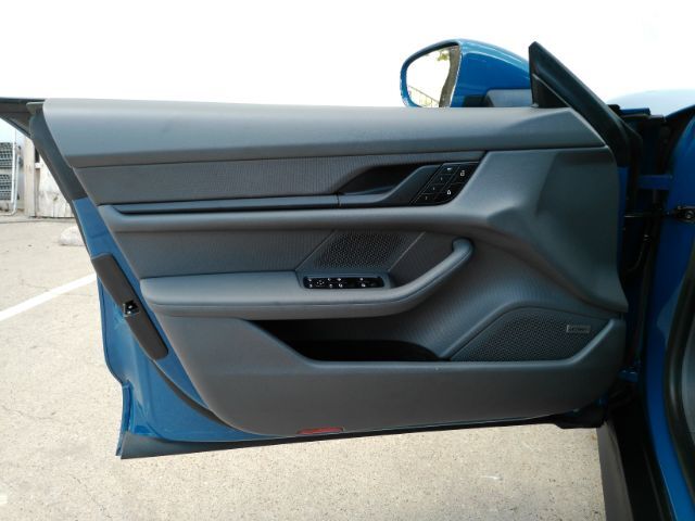 2023 Porsche Taycan Premium Plano TX
