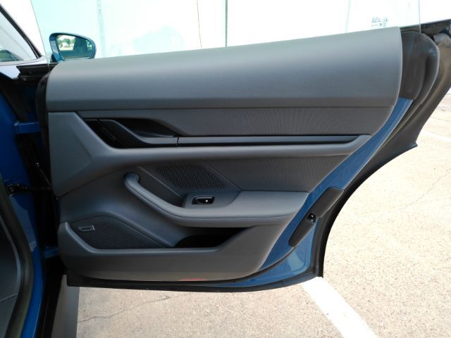 2023 Porsche Taycan Premium Plano TX