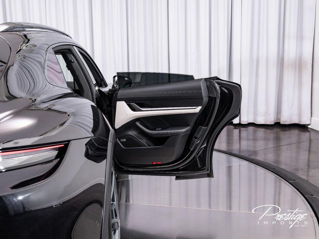 2023 Porsche Taycan Turbo Cross Turismo North Miami Beach FL