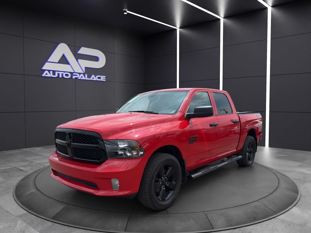 Truck 2023 RAM 1500 CLASSIC RED 3.6L 6 Cyl 4 Wheel Drive EXPRESS KBB VALUE 33K WOW