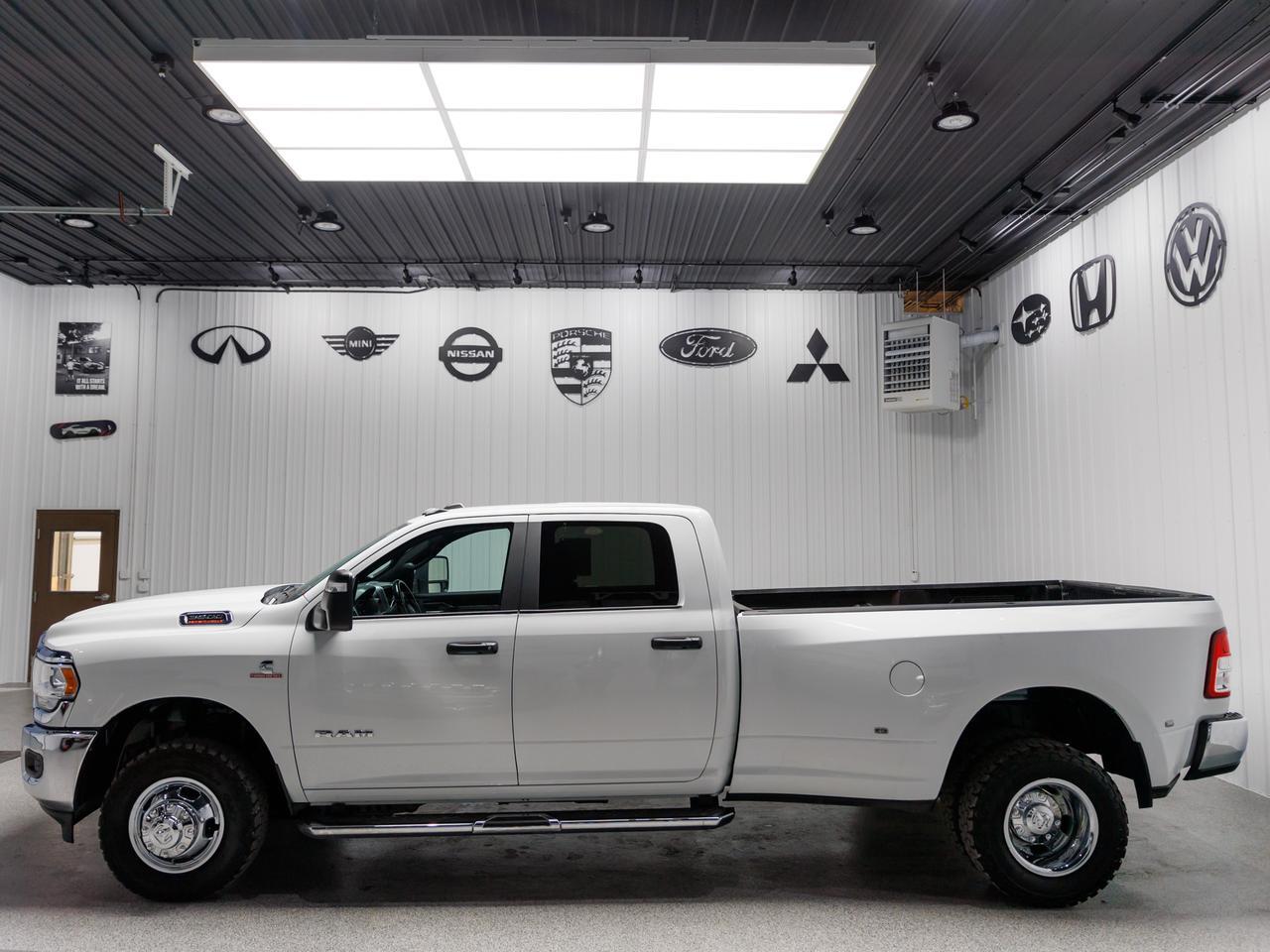 2023 RAM 3500 Big Horn Crew Cab 4WD Diesel Dually Cranberry PA