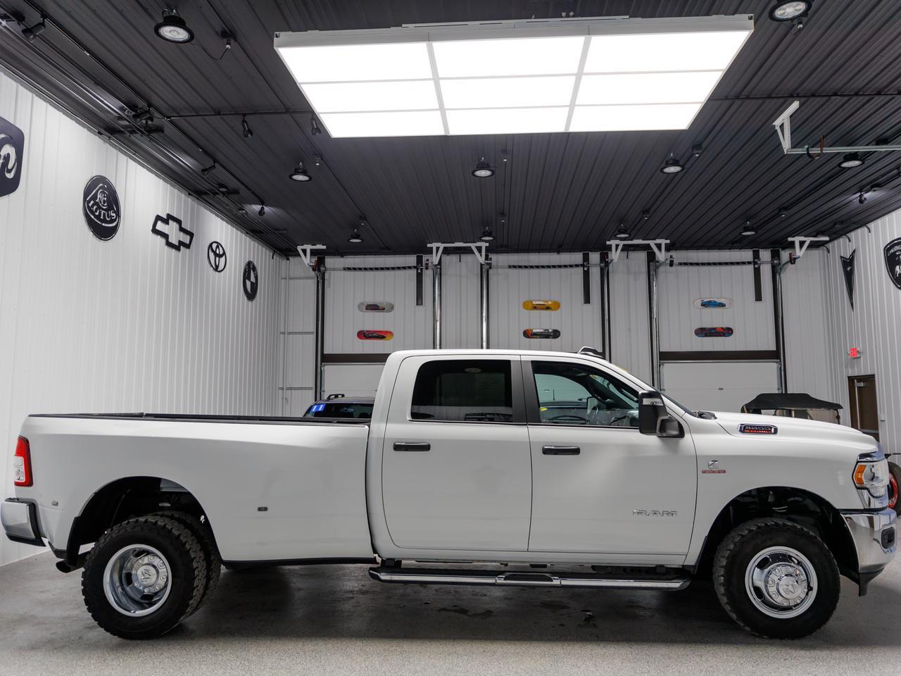 2023 RAM 3500 Big Horn Crew Cab 4WD Diesel Dually Cranberry PA
